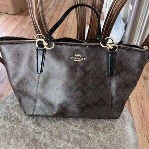 Coach Signature Zip Top Ava Tote Bag